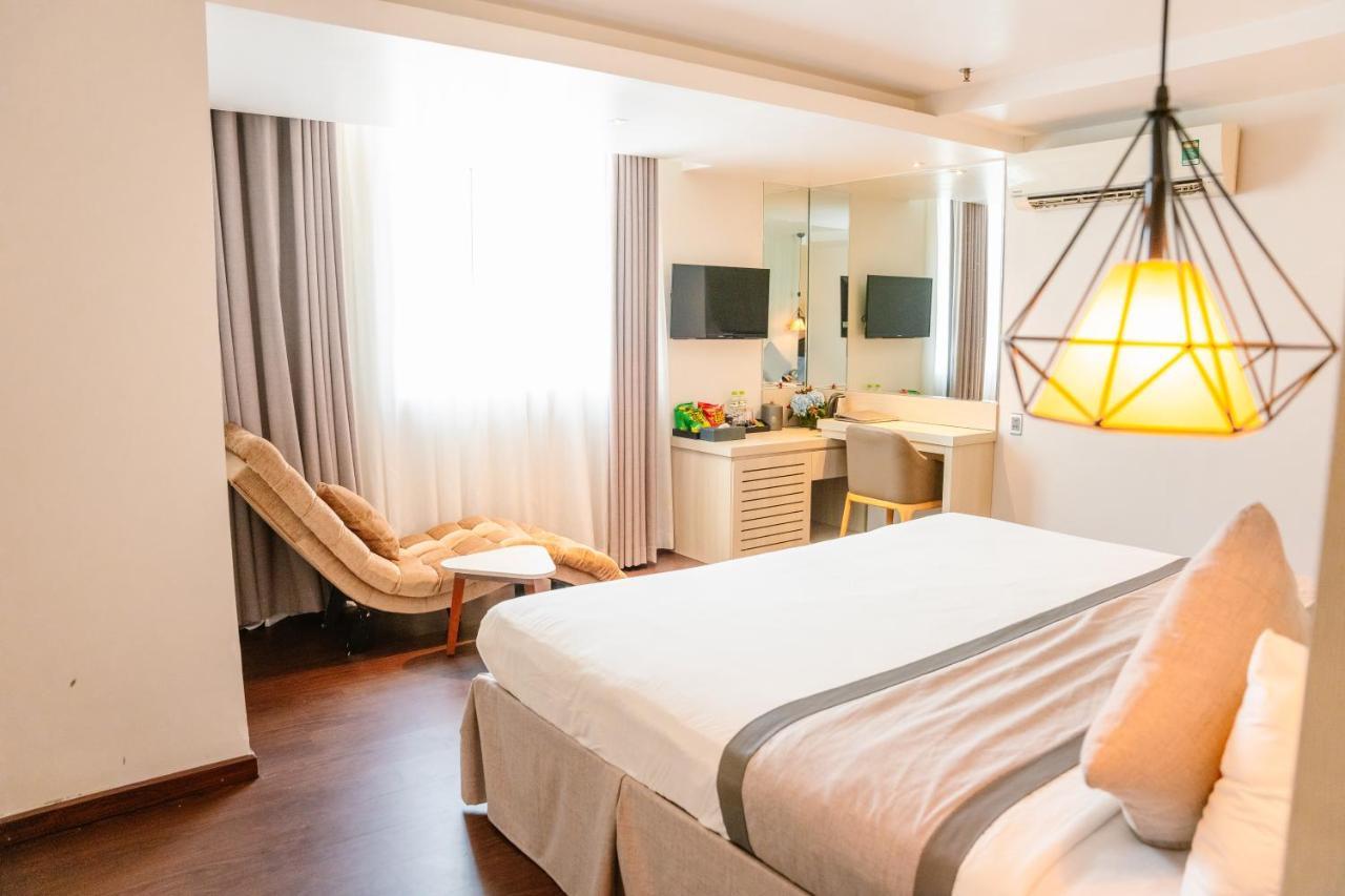 KHÁCH SẠN HOLIDAY ONE CAN THO HOTEL CẦN THƠ 4* (Việt Nam) - từ VND 1121951  | HOTELMIX